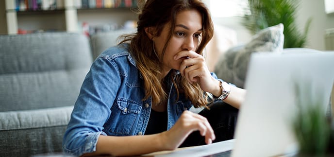 Avoiding Online Scams in the Digital Age Avoiding Online Scams in the Digital Age